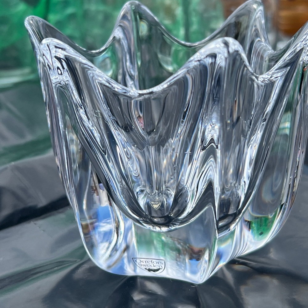 Orrefors Sweden
Fleur Crystal Vase- vintage - Picture 2 of 6